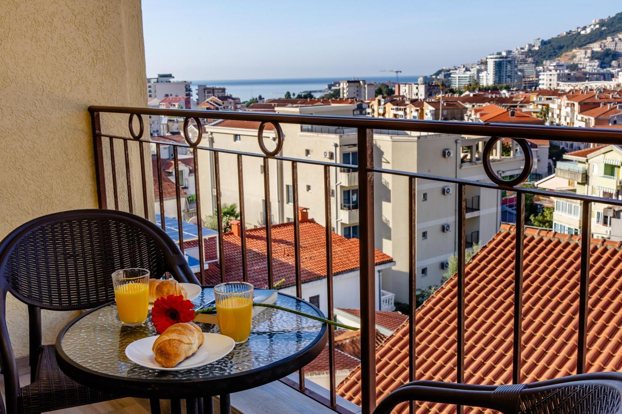 Arvala Apartments Budva Eksteriør bilde