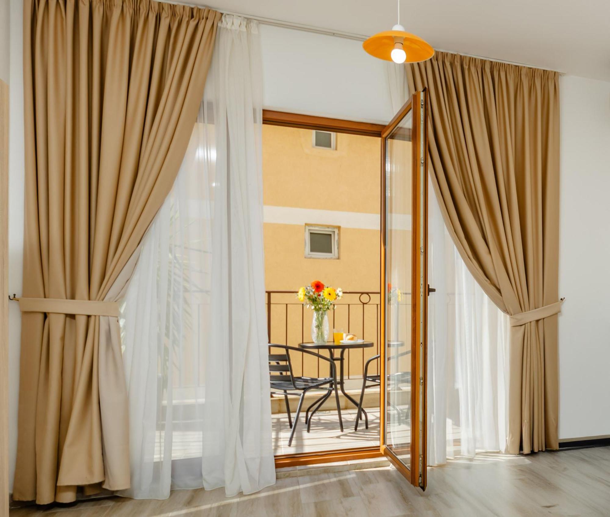Arvala Apartments Budva Rom bilde